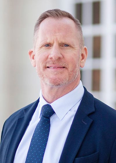 Dr. Ryan Kelly