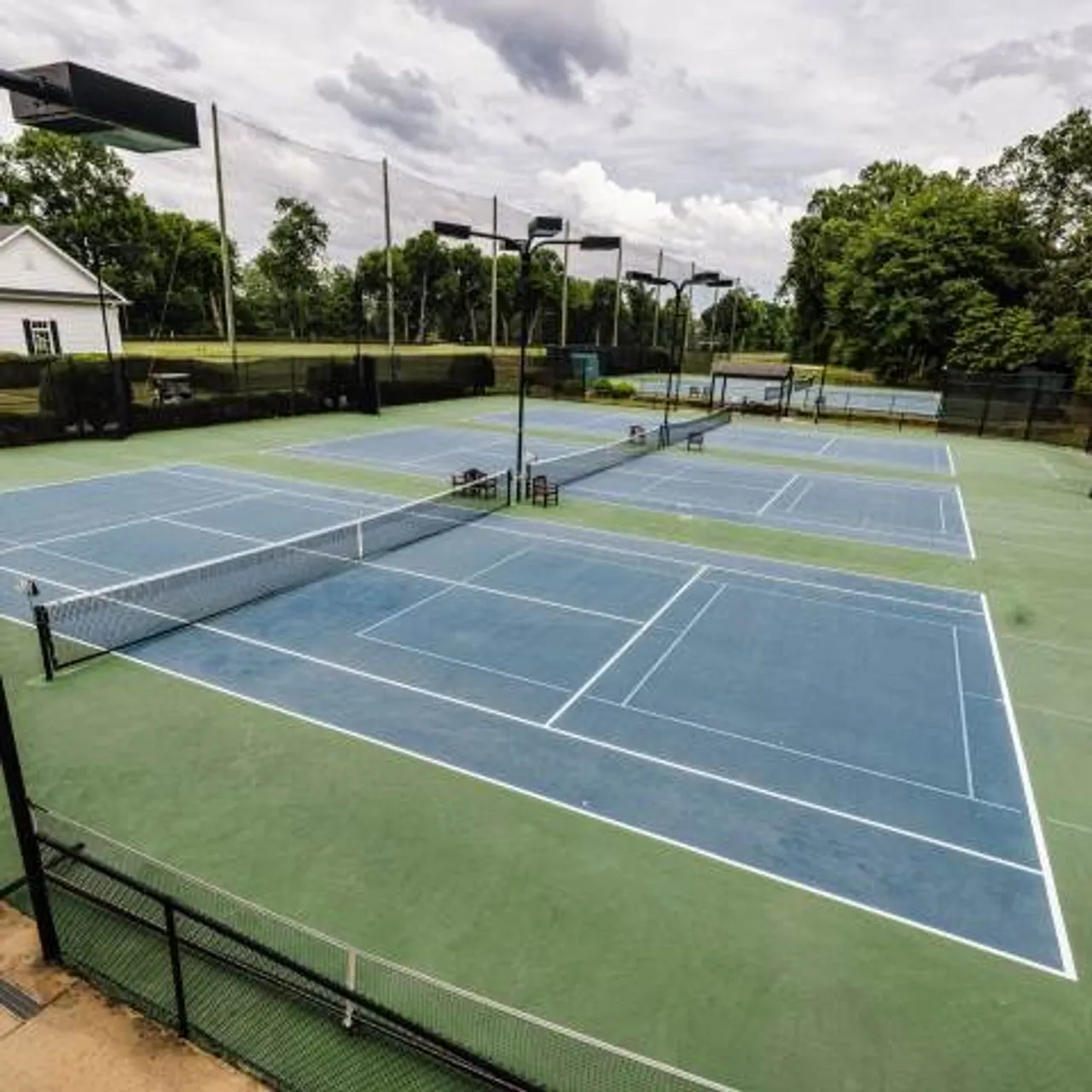 Coosa Country Club tennis courts