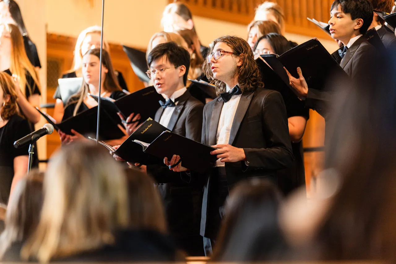 The Concert Choir performs a concert in the chapel
