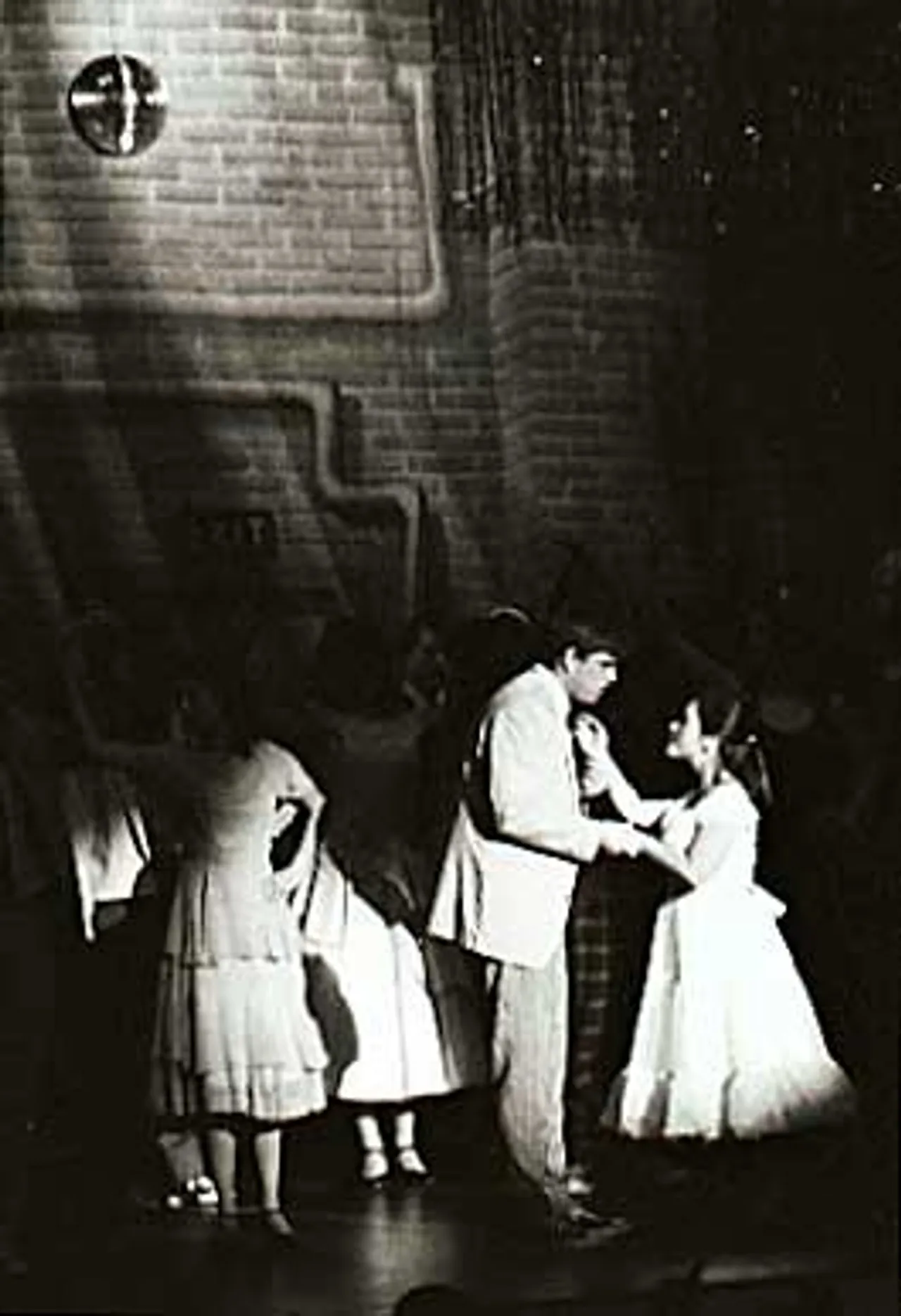 At the dance, Tony meets Maria.