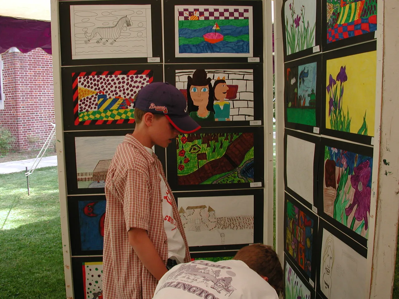 Art fans appreciate the displays among a backdrop of many hues.