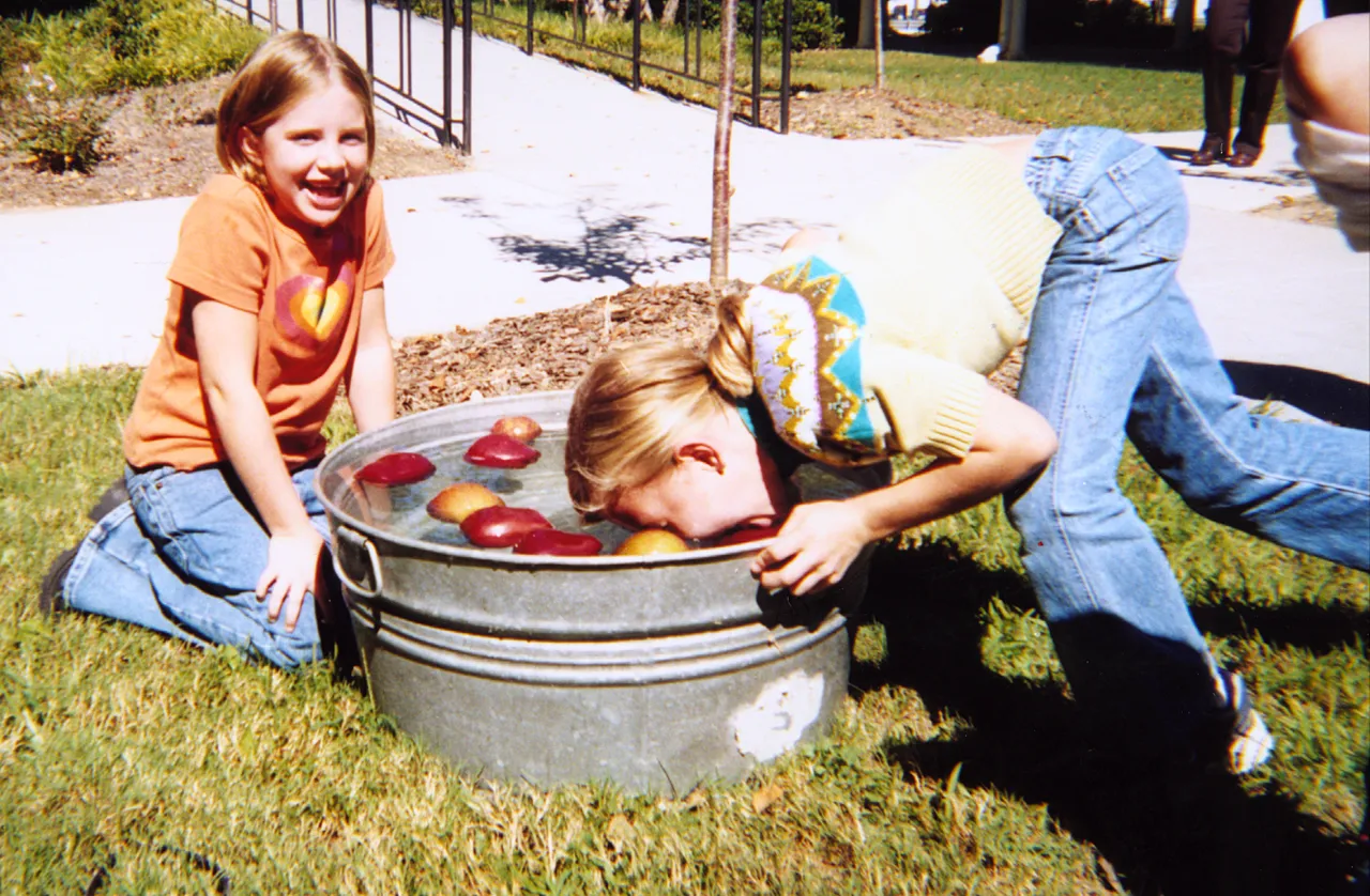 Caroline Kipp and Sadie Brown