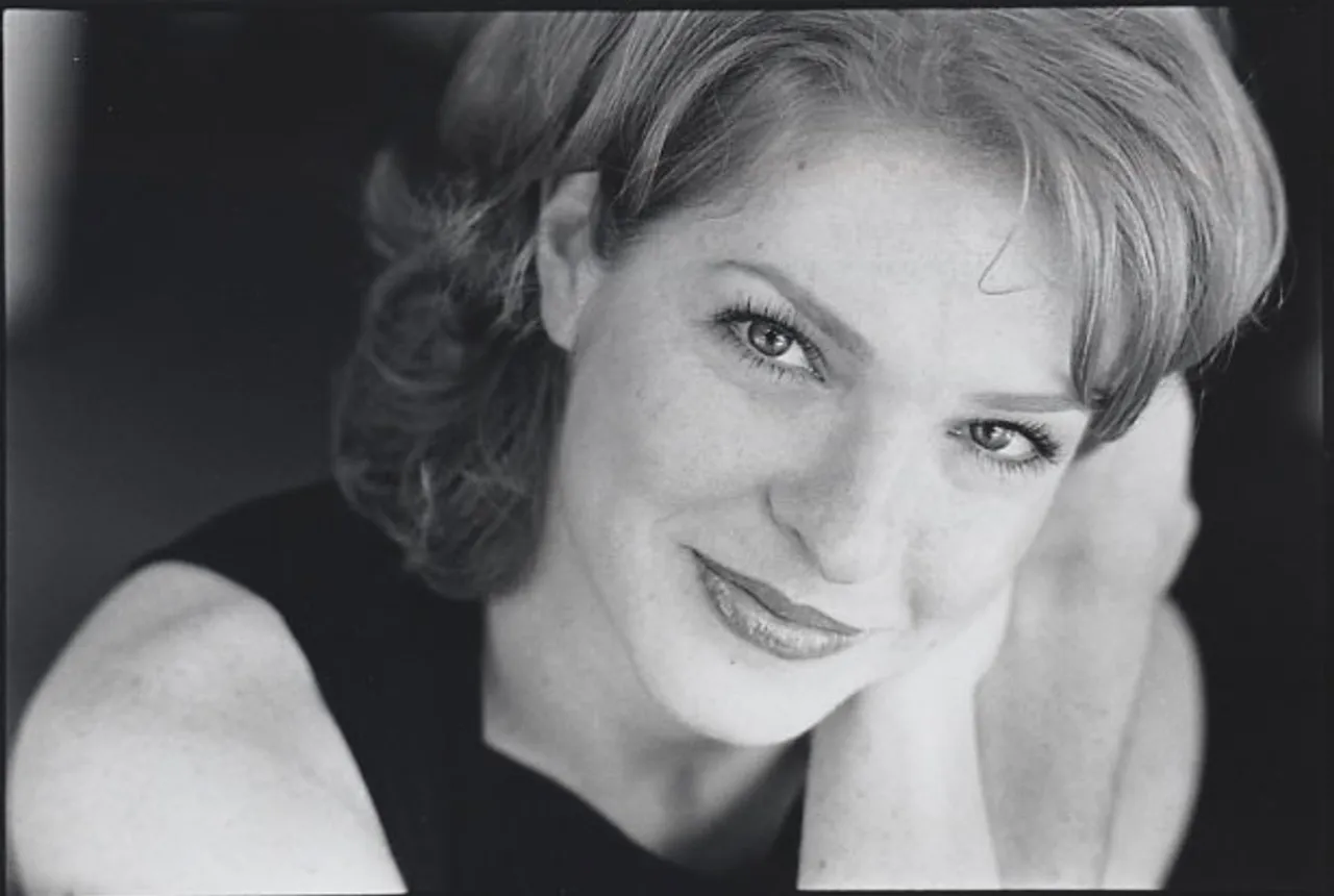 Anne Louise Zachry