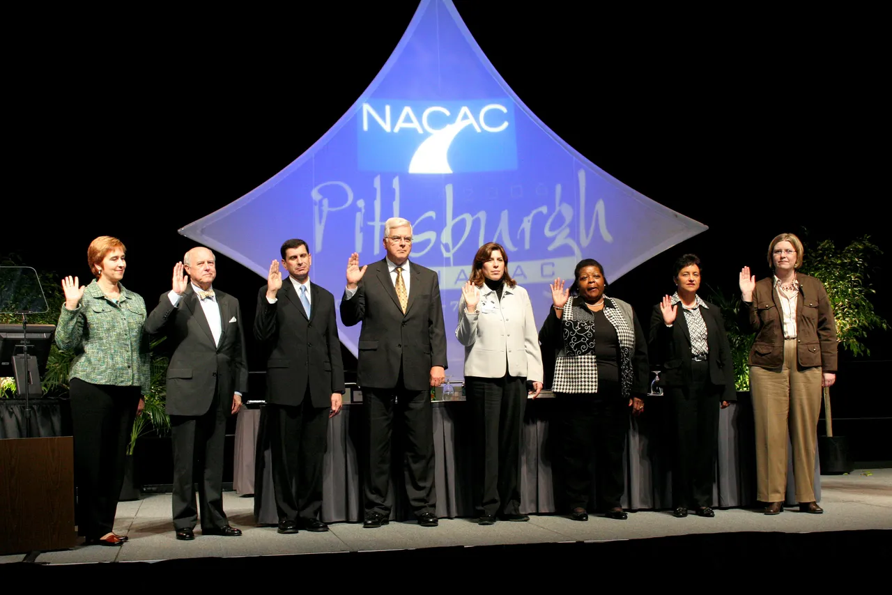 NACAC Board members are sworn in.