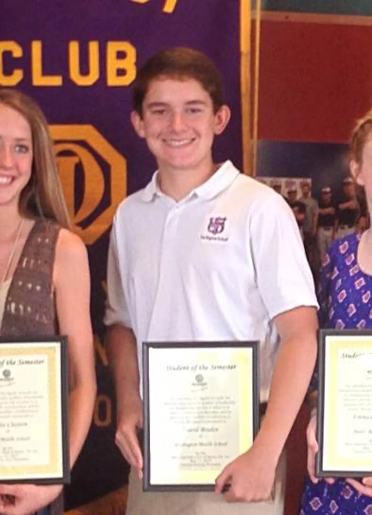 David Braden ('19) displays his Student of the Semester award.