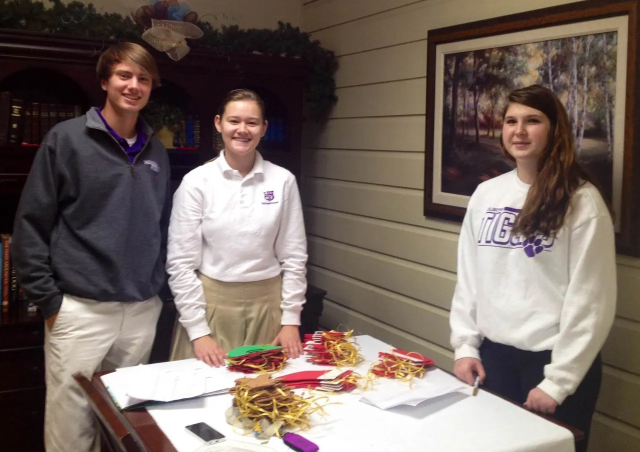 Spreading cheer at Winthrop Court Senior Living