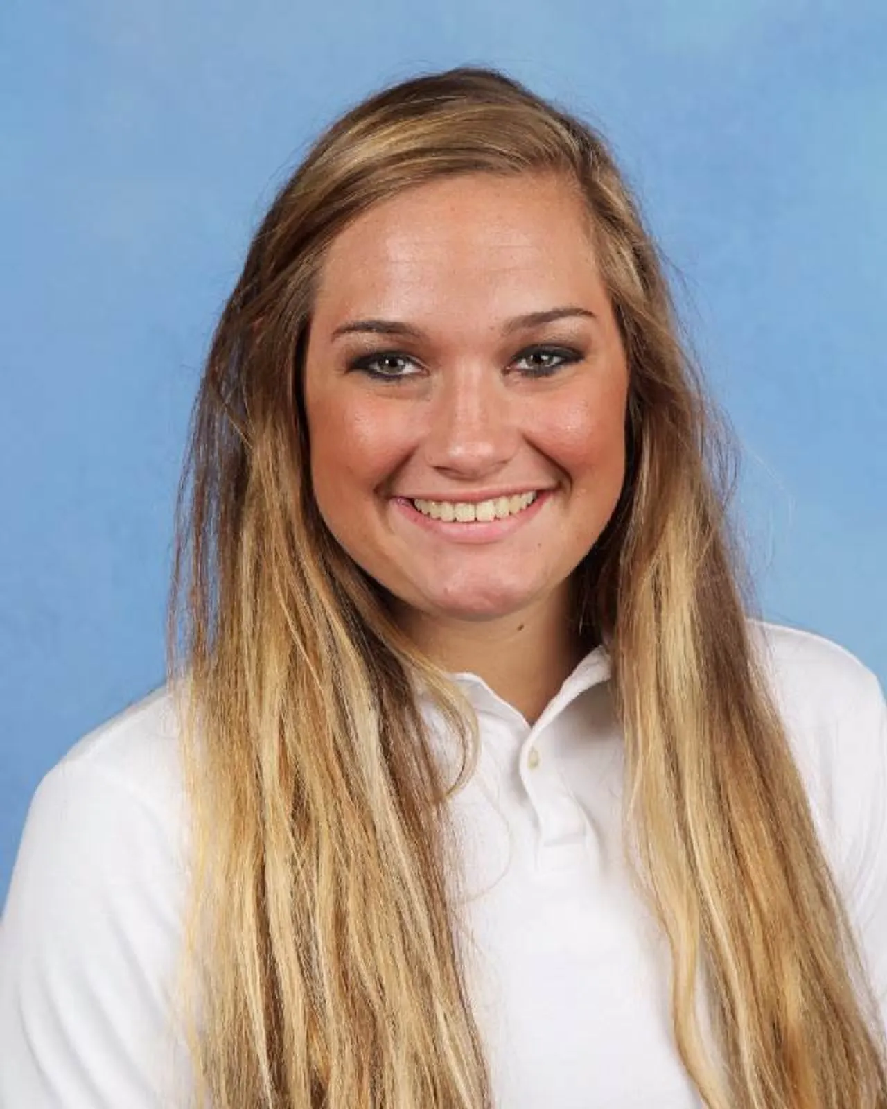 Anna Claire Atha ('17)