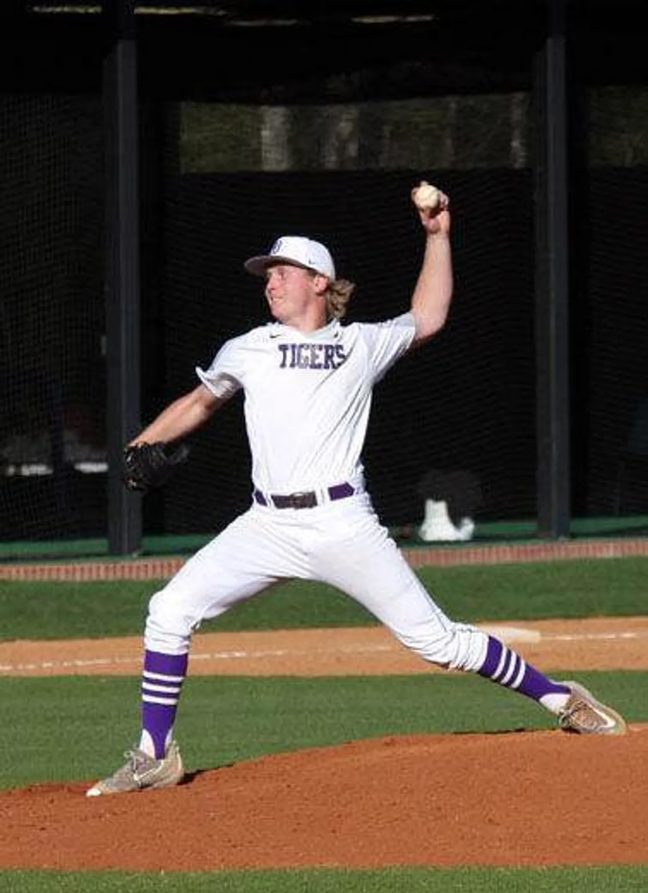 Pitcher Jay Shadday ('16) delivers to the plate against Gordon Lee during a game Tuesday, March 29, 2016, at Darlington. (Tommy Romanach/RN-T.com)