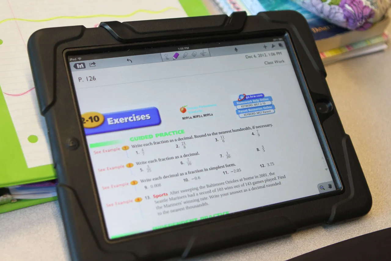 Kevin Ivester’s class uses an electronic version of the math textbook so students can always have their book with them, take notes and complete work anywhere and anytime, and even share what they are doing in class through wireless projectors. Darlington has taken a holistic approach to the need to evolve our traditional approach to textbooks, led by the Middle School, which eliminated most printed books this year. Electronic versions of printed books, open-source e-books, web-based books, teacher-compiled resources and flipped classrooms have all been used. This year’s Wood Faculty Professional Development Award was given to Middle School science teachers Angela Pieroni and Randy Smith, who will be developing their own alternative science resource, which will serve as a model from which other teachers can learn.