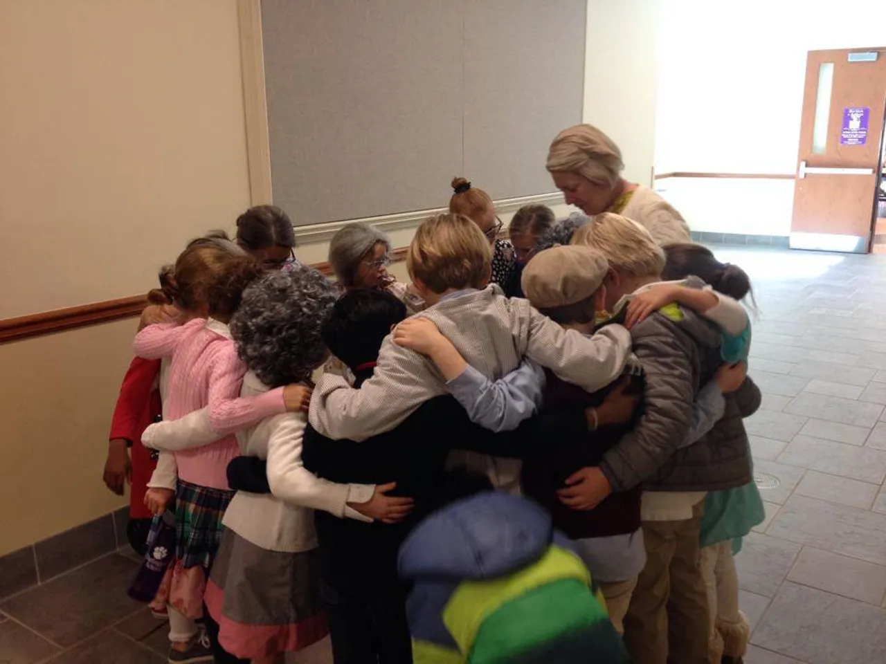 Before lunch, we said a prayer together.