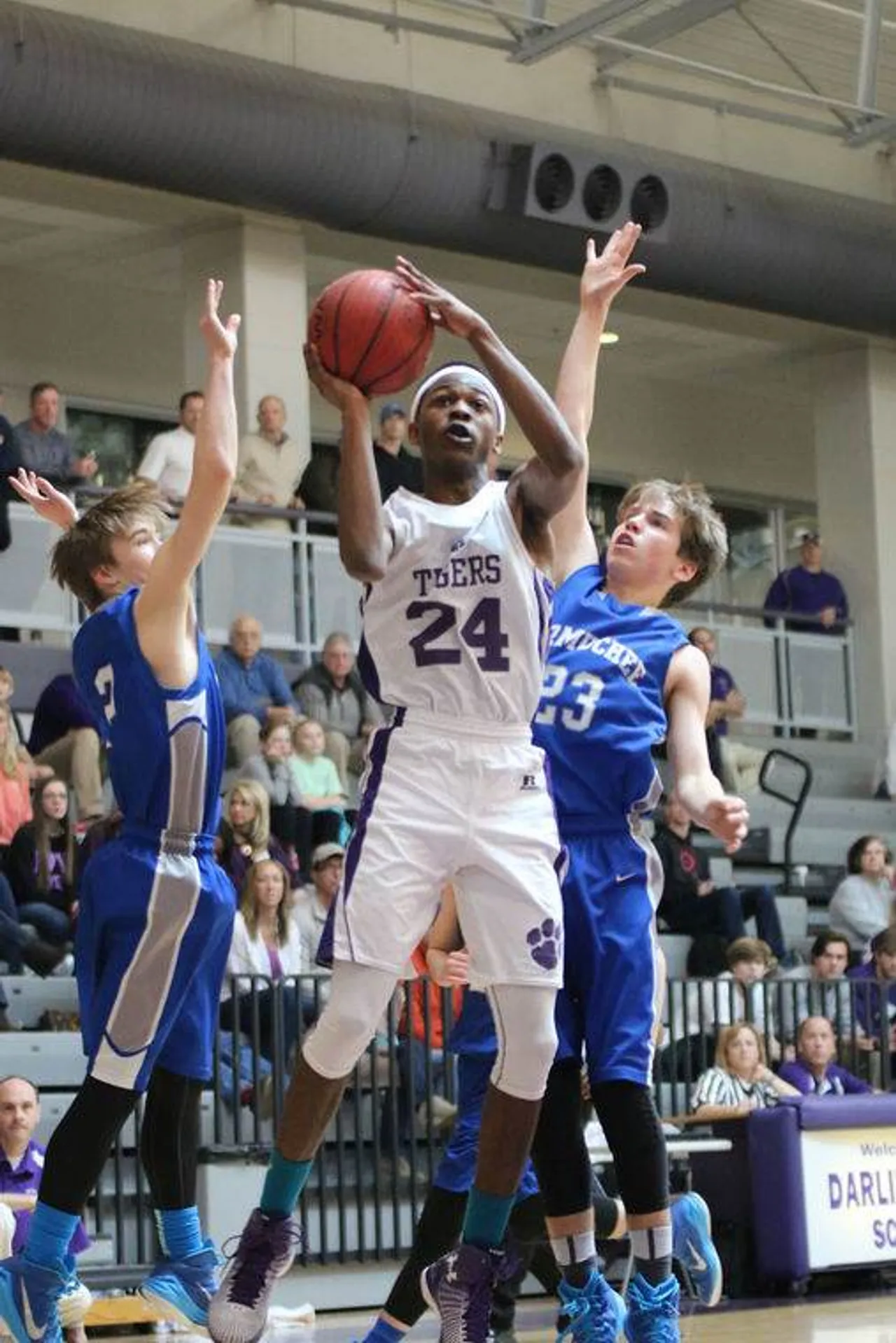 Eighth-grader JD Hull shoots against Armuchee during the championship game. (Photo credit: Tyler Greenawalt/RN-T)