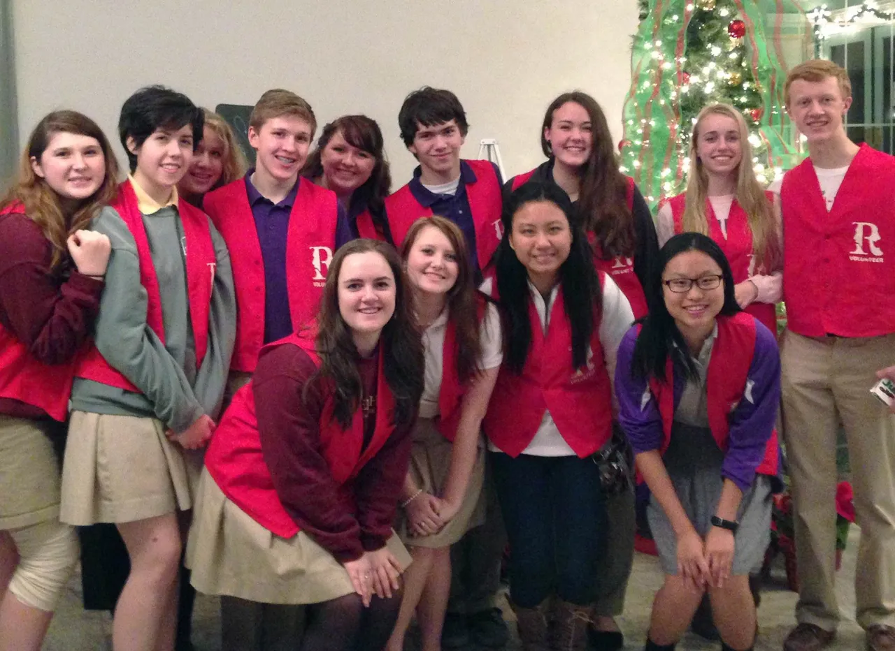 Servant leaders volunteer on show night at the Historic DeSoto Theatre.