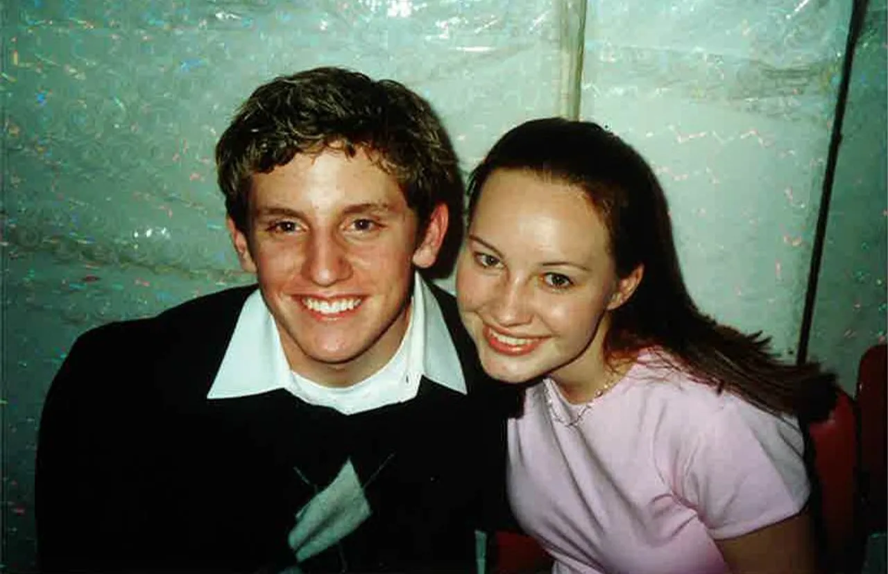 THROWBACK THURSDAY: As a "real" sophomore some odd years ago, with one of my favorites, Jennifer.