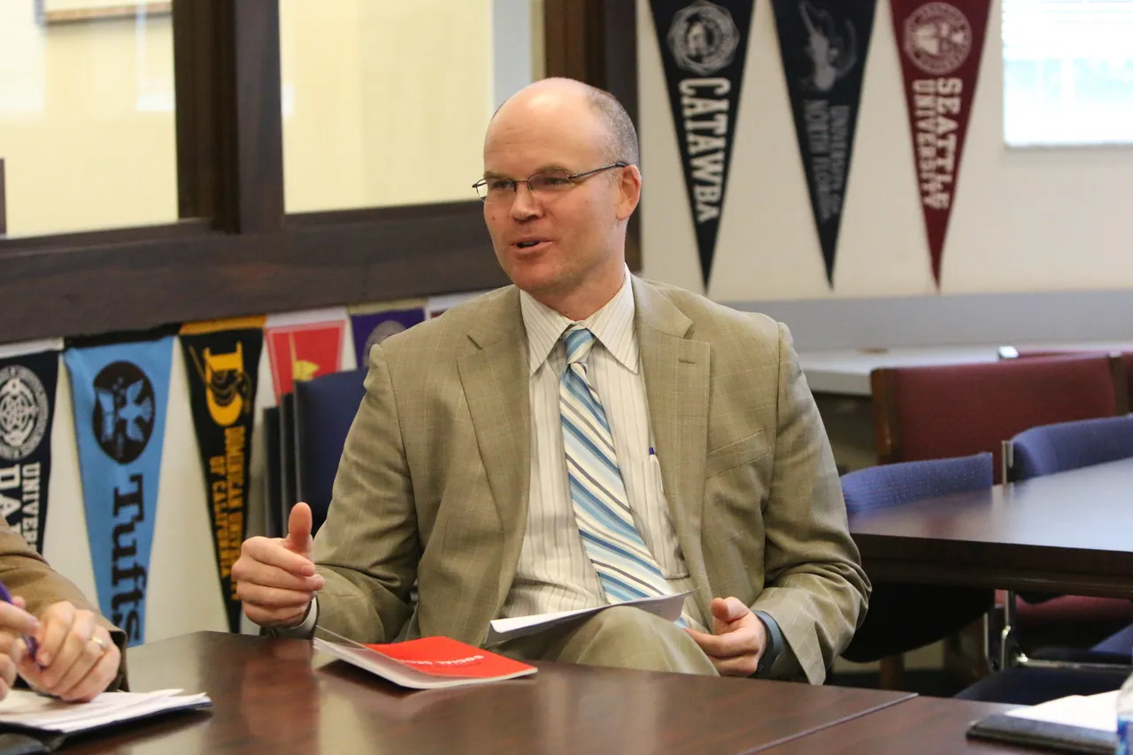 Mike Hudson ('94, LD '18)