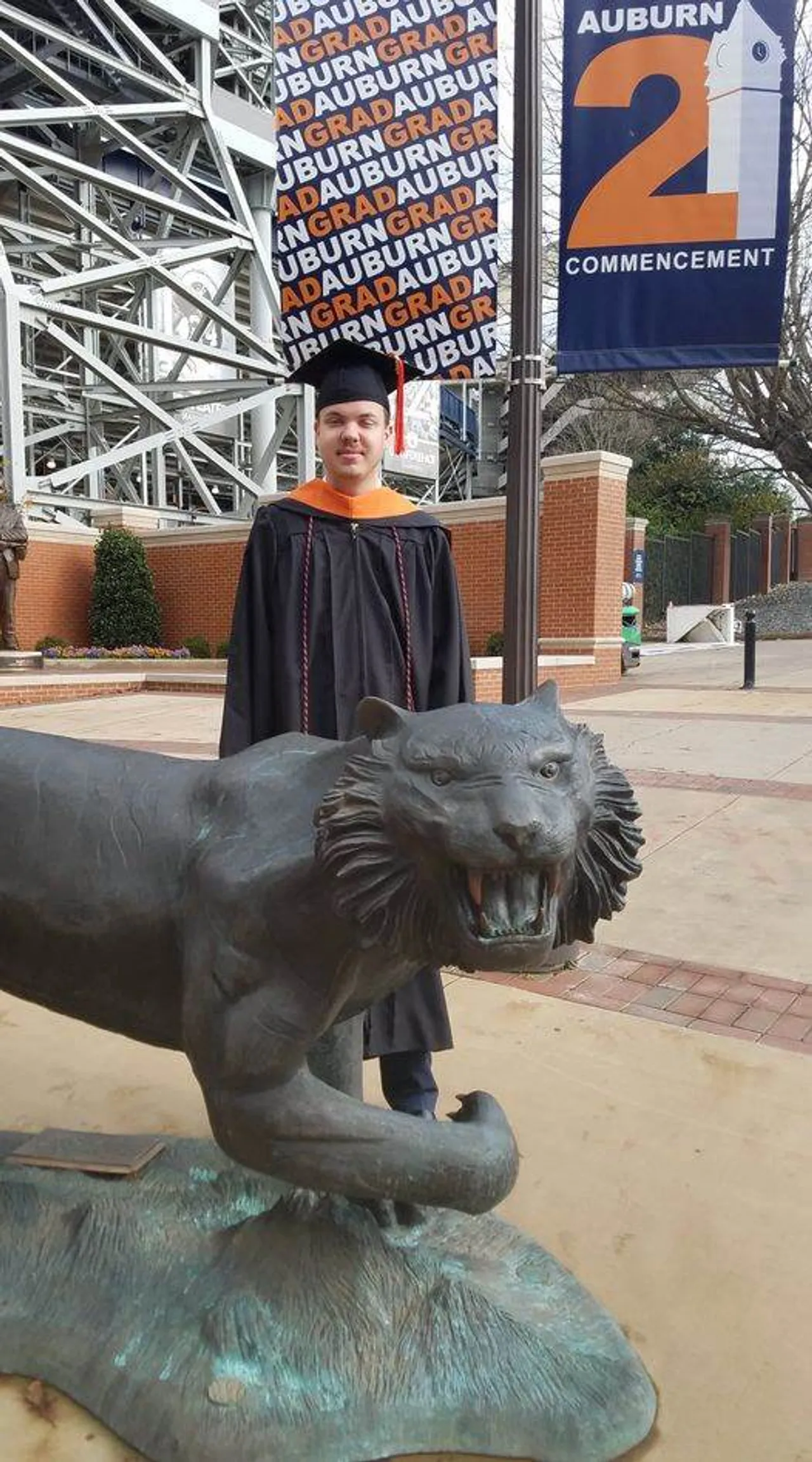 Alexander Roberts ('16)