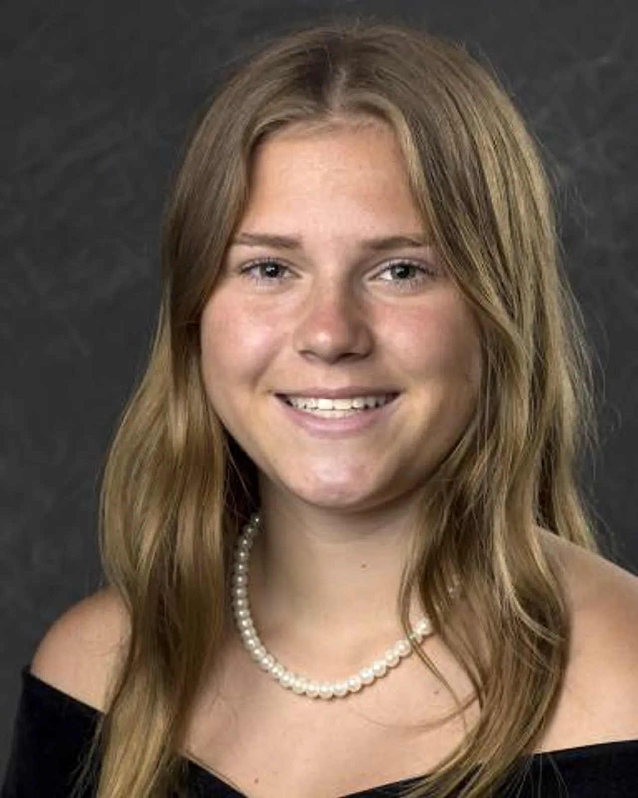 Isla McLaughlin ('24)