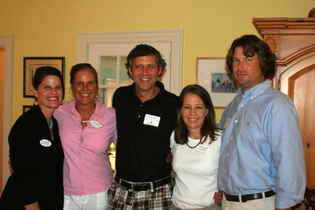 Alumni Council Kickoff Party 2009: Madge (Brown) Crawford ('84), Mary Kate (Vick) Fuller ('84), Thad Walker, Stephanie (Smith) Walker ('83) and Greg Fuller