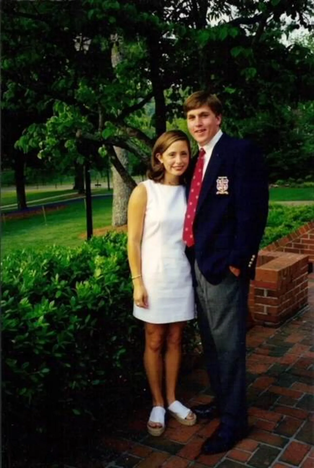 Leigh (Beninato '00) & Joe Holmes ('00)