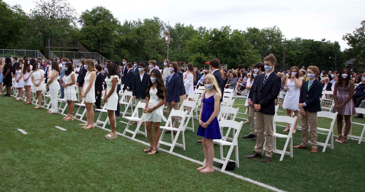 MKA's 8th Grade Class Graduates on Van… | Montclair Kimberley Academy